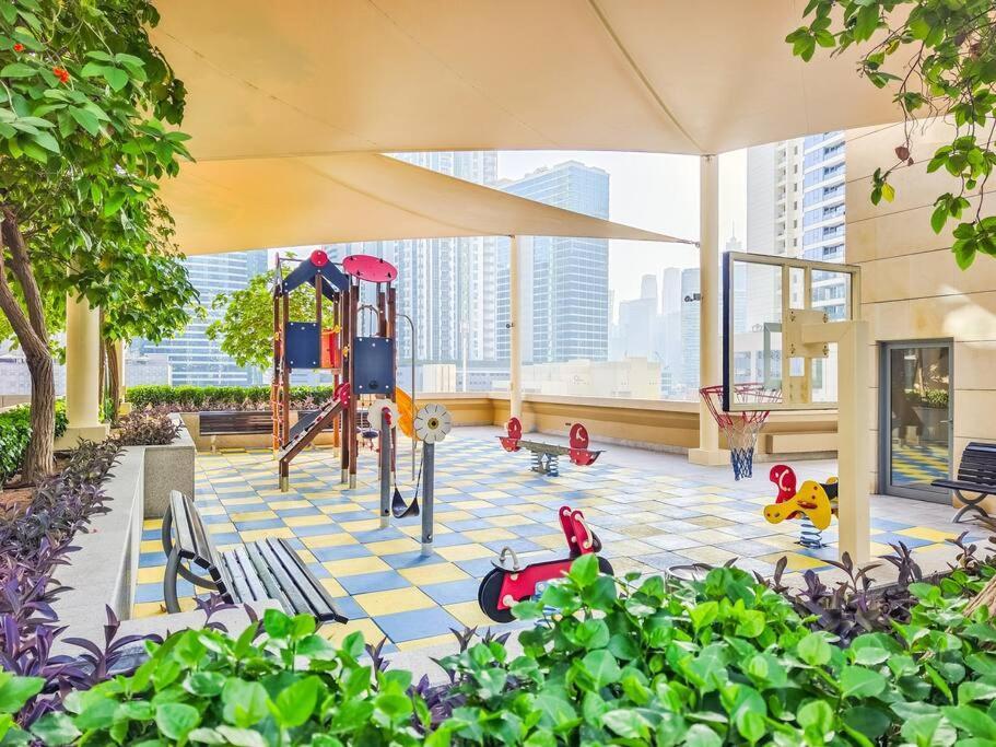 Modern Downtown Escape 1bedroom With Upscale Comfort Dubaï